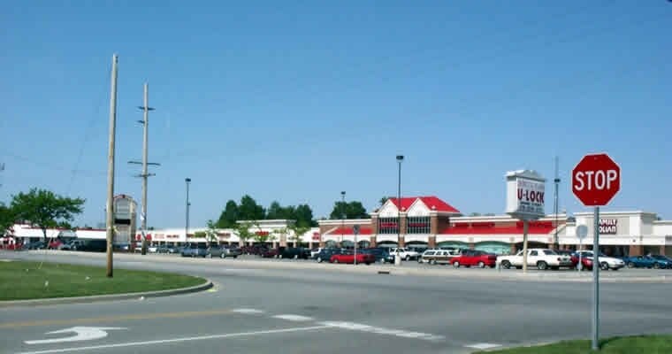 More Photos Of 305-423 N Halleck St, Demotte General Retail For Lease