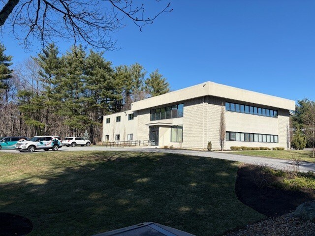 Primary Photo Of 89 Newburyport Tpke, Ipswich Light Manufacturing For Lease