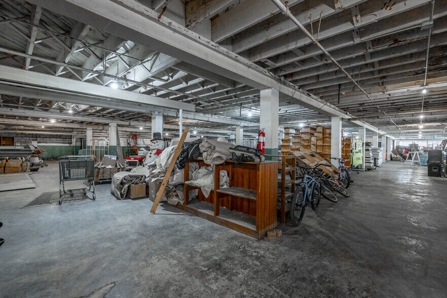 More Photos Of 104 Monterey Street, Cowan Industrial For Sale