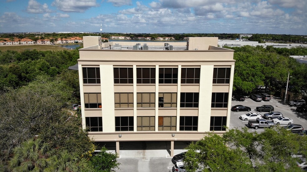 More Photos Of 14125 NW 80th Ave, Miami Lakes Office For Sale