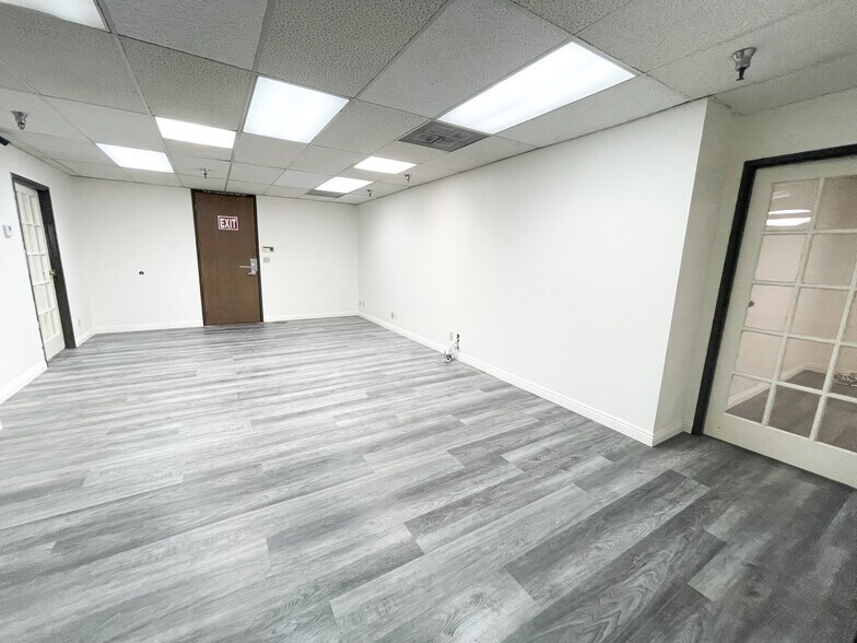 More Photos Of 430 S Garfield Ave, Alhambra Office For Sale