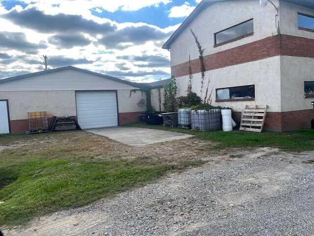 More Photos Of 209 Morris St, Dunbar Flex For Sale