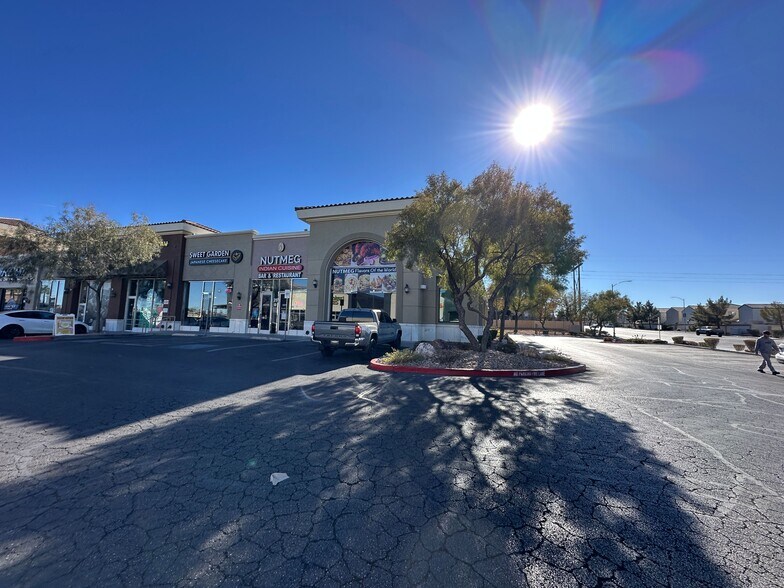 More Photos Of 9890 S Maryland Pky, Las Vegas Storefront Retail Office For Lease
