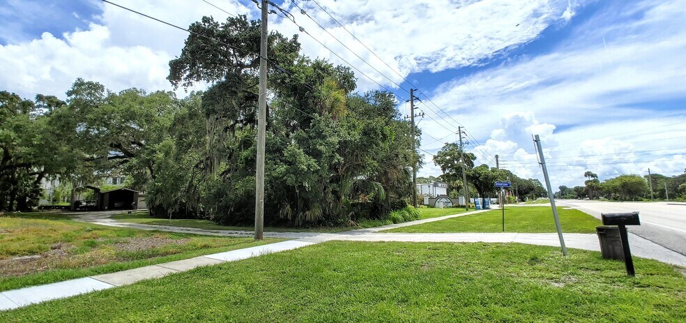 More Photos Of 8471 Tennessee St, Sarasota Land For Sale