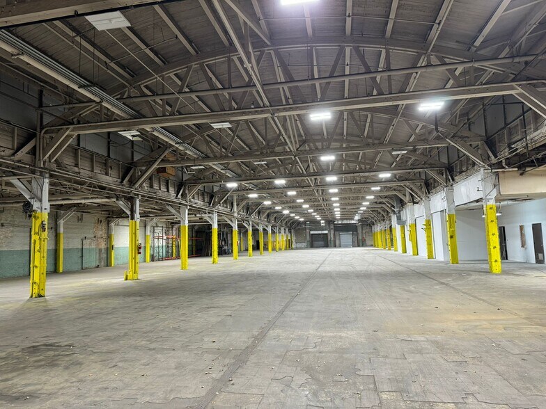 More Photos Of 1000 S 2nd St, Plainfield Industrial For Sale