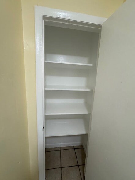 More Photos Of 927 S Pine St, Lake Worth Apartments For Sale