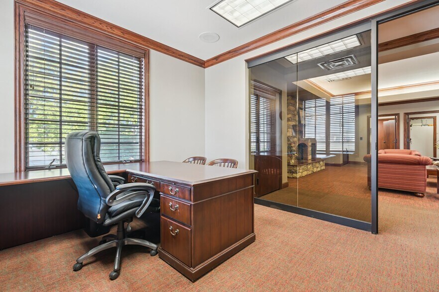 More Photos Of 525 S Jardot Rd, Stillwater Office Residential For Sale