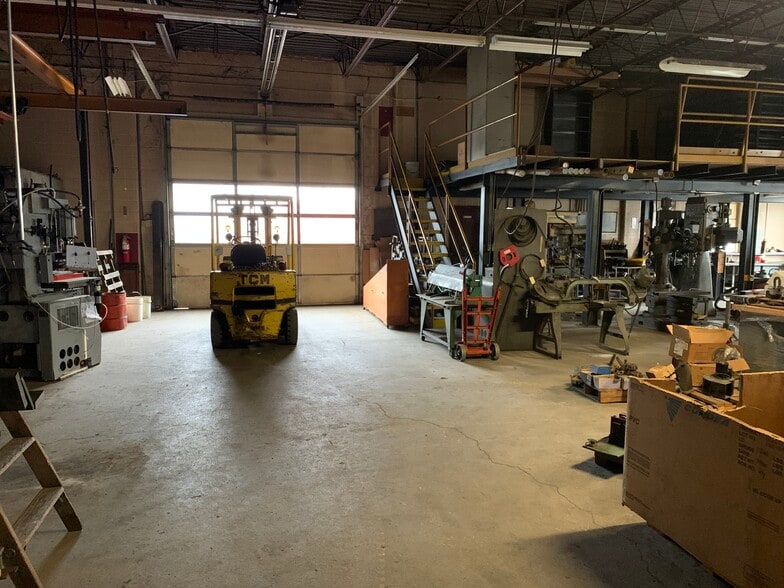 More Photos Of 461 E Michigan St, Fortville Industrial For Sale