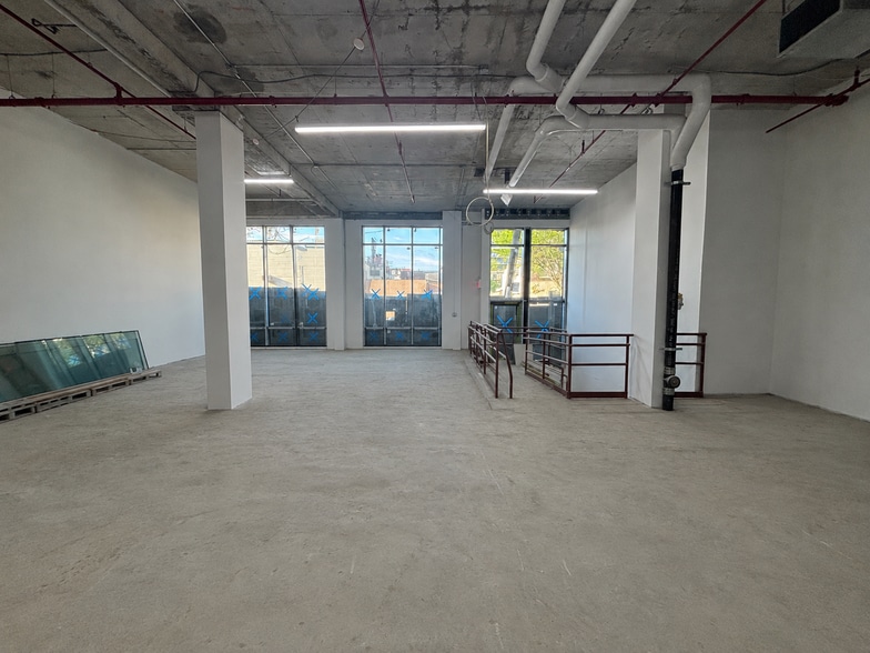 More Photos Of 49-18 Vernon Blvd, Long Island City Apartments For Lease
