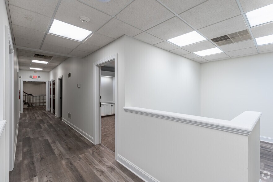 More Photos Of 17 E Market St, York Coworking Space