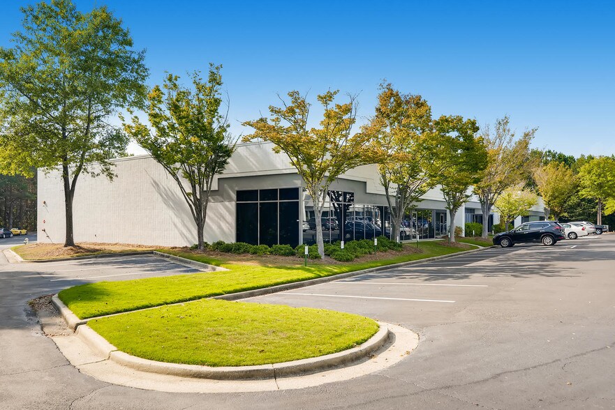 More Photos Of 300 Technology Ct SE, Smyrna Unknown For Lease
