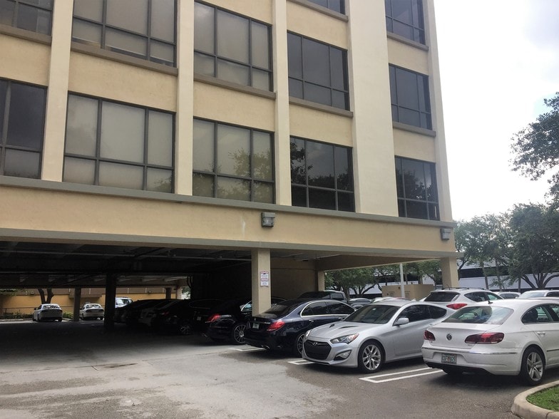 More Photos Of 14125 NW 80th Ave, Miami Lakes Office For Sale
