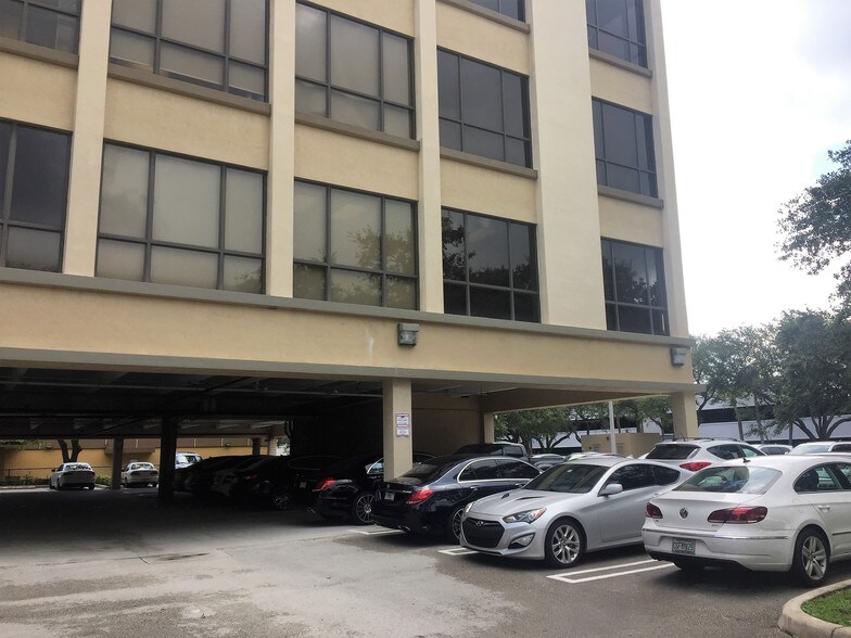 More Photos Of 14125 NW 80th Ave, Miami Lakes Office For Sale
