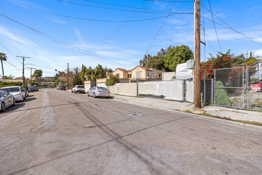 More Photos Of 1836 Lansdowne Ave, Los Angeles Multifamily For Sale