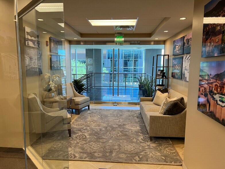 More Photos Of 9383 E Bahia Dr, Scottsdale Office For Lease