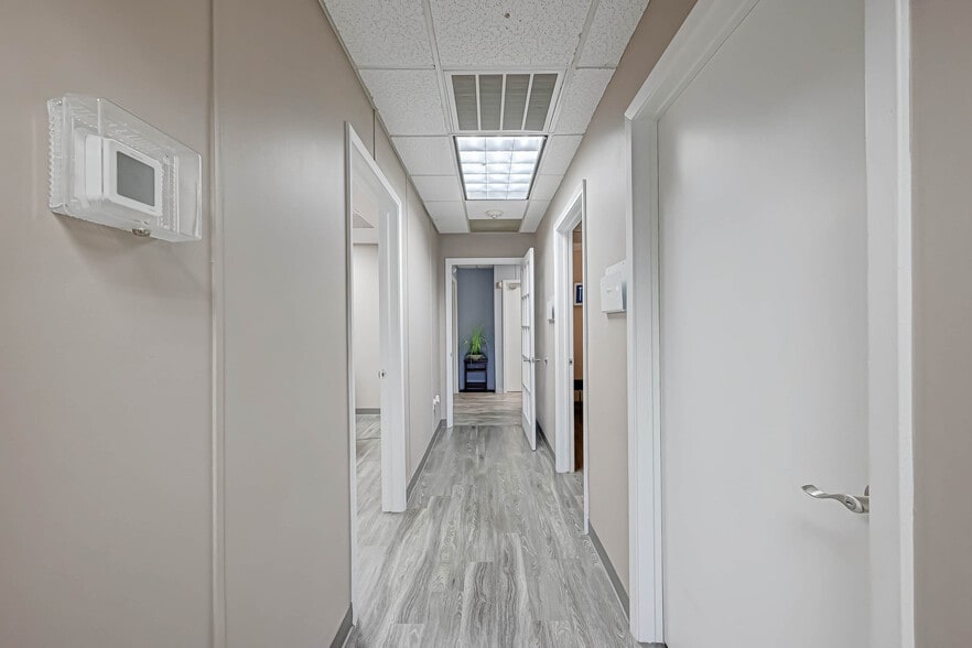 More Photos Of 2503-2510 Westminister St, Pearland Medical For Sale
