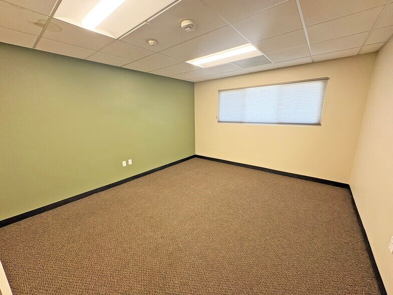 More Photos Of 1231 E Chapman Ave, Fullerton Religious Facility For Lease