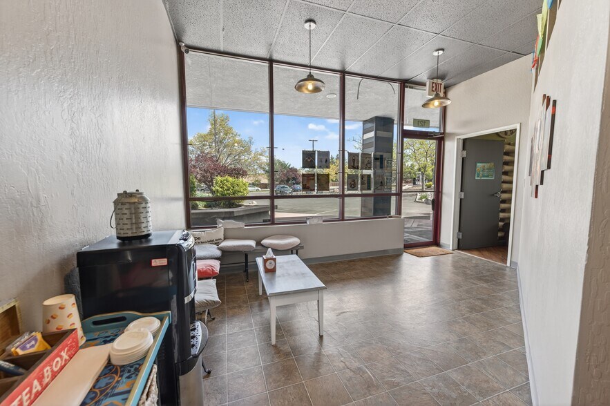 More Photos Of 6135 Lakeside Dr, Reno Storefront For Lease