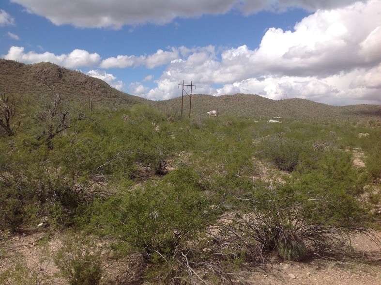 More Photos Of 4800 S Mission Rd, Tucson Land For Sale