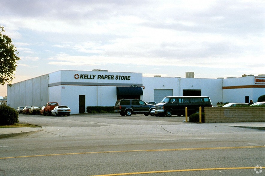 2080020828 Lassen St, Chatsworth, CA 91311 Industrial For Lease