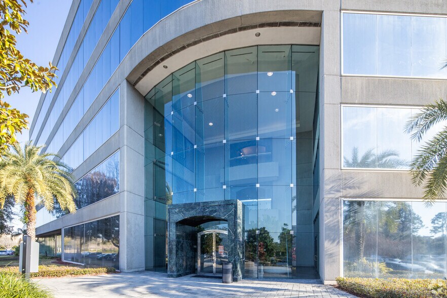 More Photos Of 5850 T G Lee Blvd, Orlando Medical For Lease