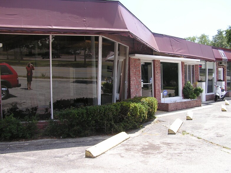 More Photos Of 2134-2140 9th Ave N, Saint Petersburg General Retail For Lease