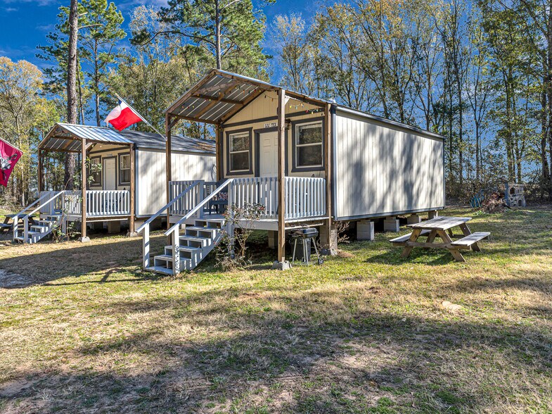 More Photos Of 11201 County Road 203, Plantersville Specialty For Sale