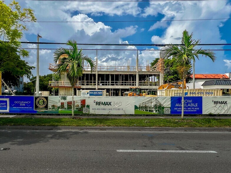 More Photos Of 9945 Sunset Dr, Miami Medical For Lease