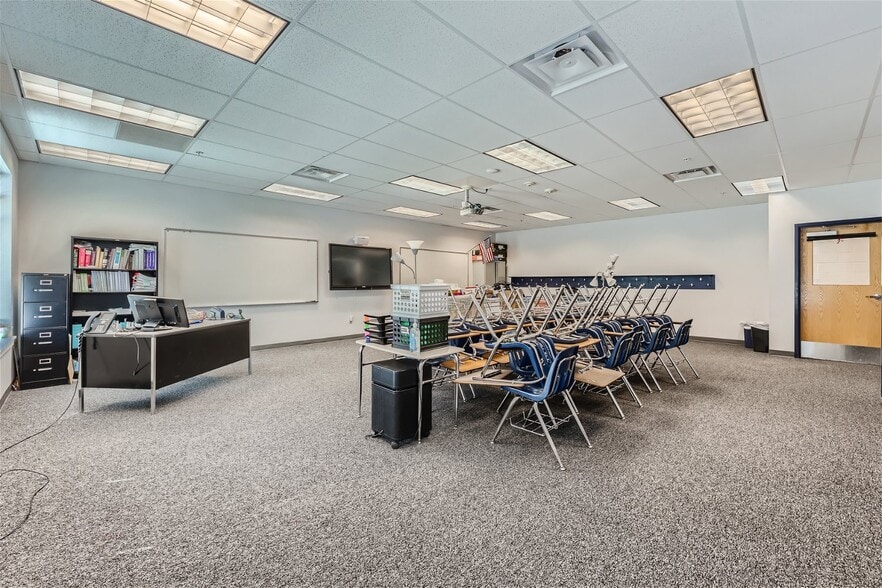 More Photos Of 801 Yosemite St, Denver Schools For Sale