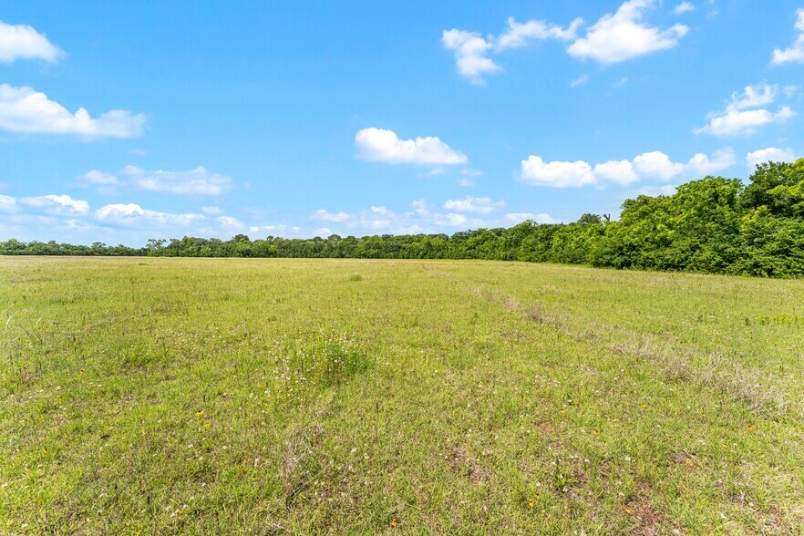 More Photos Of 10840 FM 442, Boling Land For Sale
