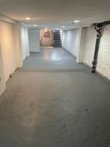 More Photos Of 1945 Broadway, Brooklyn Storefront For Lease