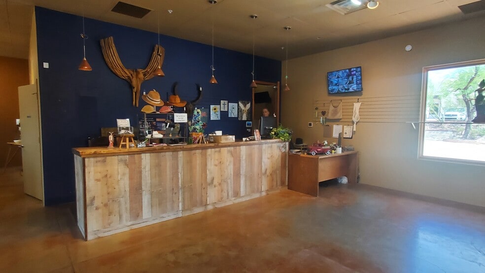 More Photos Of 6070 E Cave Creek Rd, Cave Creek Storefront Retail Office For Sale