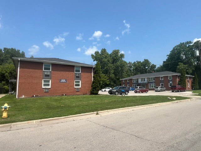 Primary Photo Of , Green Bay Multifamily For Sale