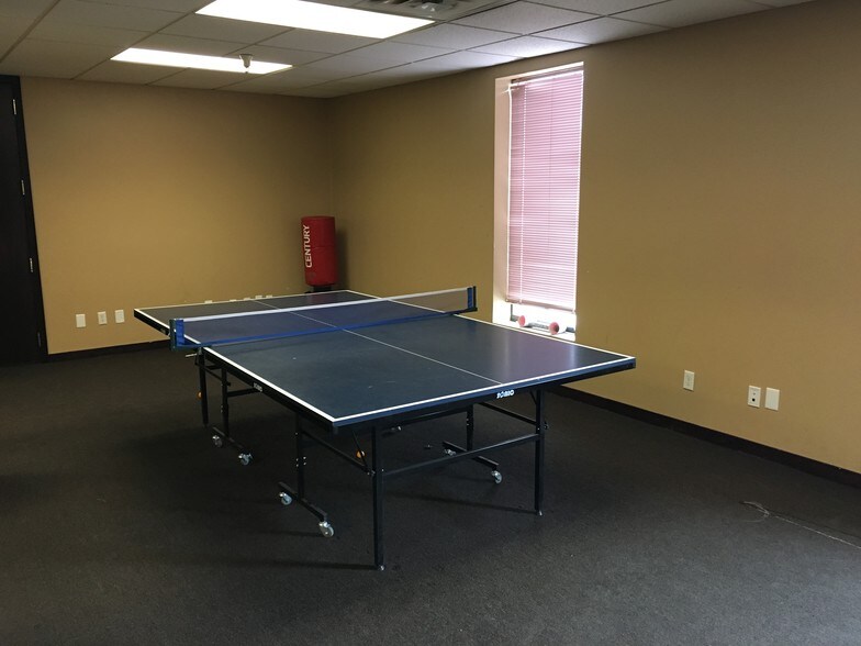 More Photos Of 1333 E 9400 S, Sandy Office For Lease