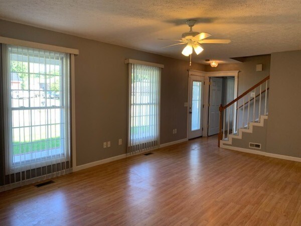 More Photos Of 1420 Hills Chapel Rd, Manchester Apartments For Sale