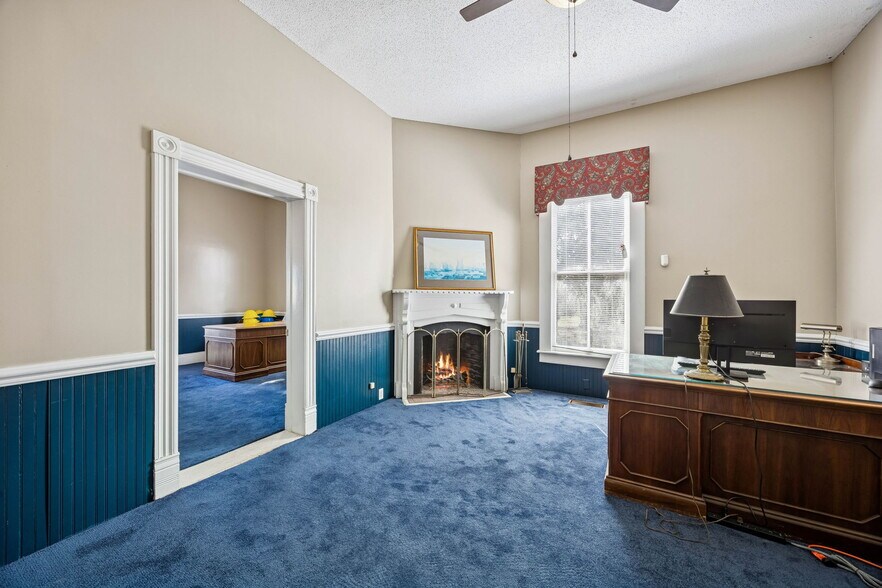 More Photos Of 501 N 3rd St, Fernandina Beach Office For Sale