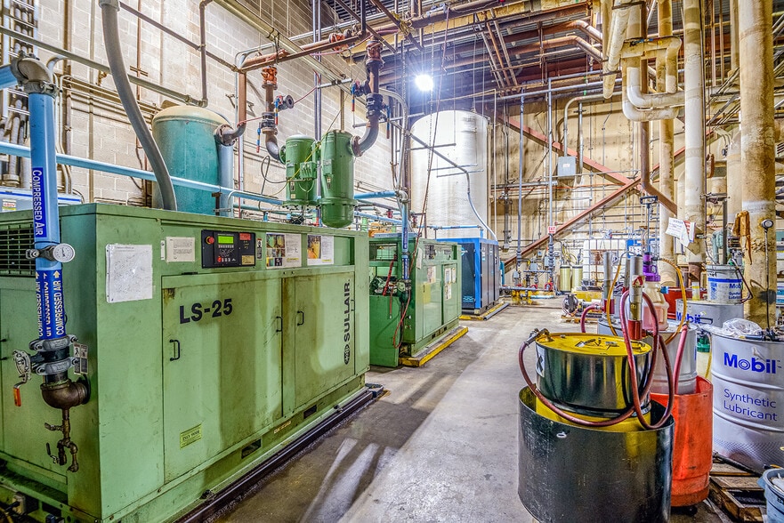 More Photos Of 41501 Wolverine Rd, Shawnee Manufacturing For Sale