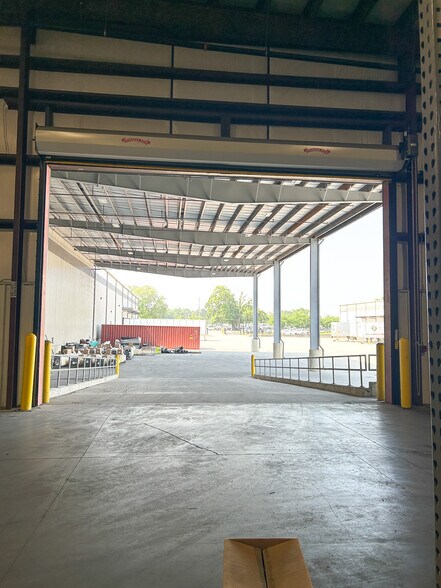 More Photos Of 5212 Willis Rd, Theodore Unknown For Lease