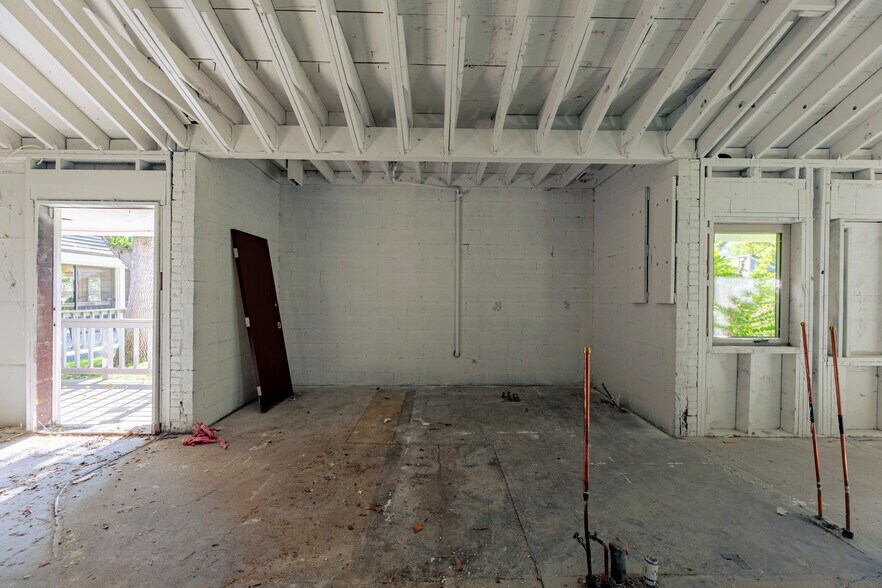 More Photos Of 8000 E Prentice Ave, Englewood Office For Sale