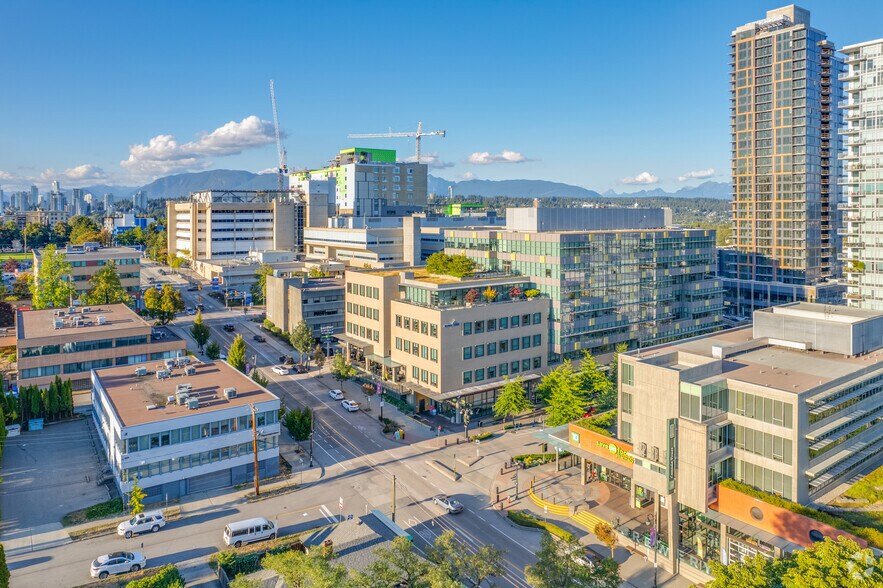 More Photos Of 287 Nelson's Crt, New Westminster Office For Lease