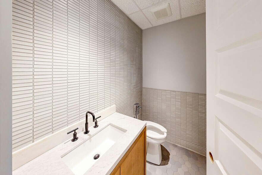 More Photos Of 755 Boylston, Boston Apartments For Lease