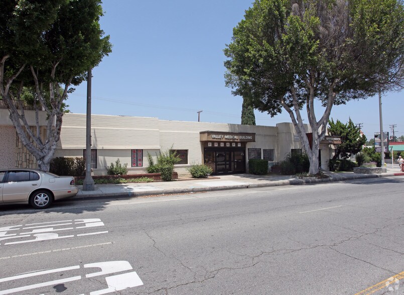 More Photos Of 701 W Valley Blvd, Alhambra Medical For Lease