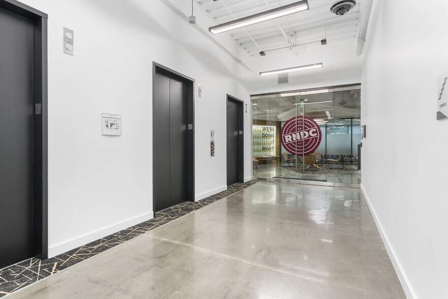 More Photos Of 4100 Wildwood Pky, Atlanta Unknown For Lease