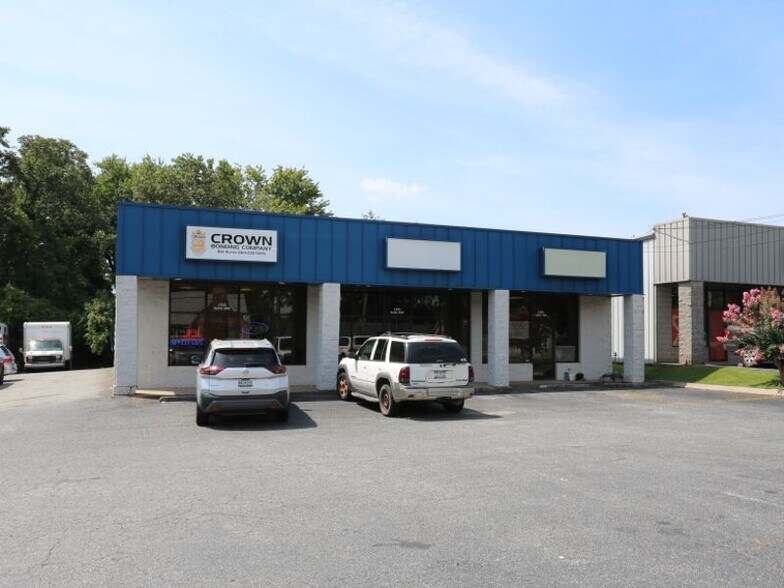 Primary Photo Of 1305 W Poinsett St, Greer Storefront Retail Office For Sale