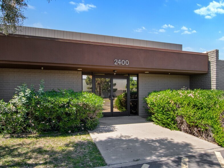 More Photos Of 2400 S Roosevelt St, Tempe Warehouse For Sale