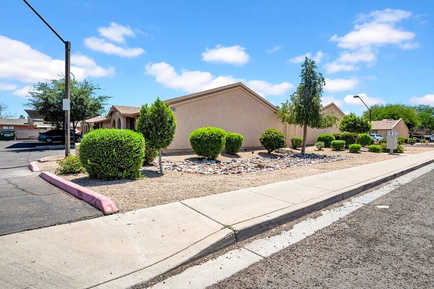 More Photos Of 3027-3045 E Grandview Rd, Phoenix Apartments For Sale