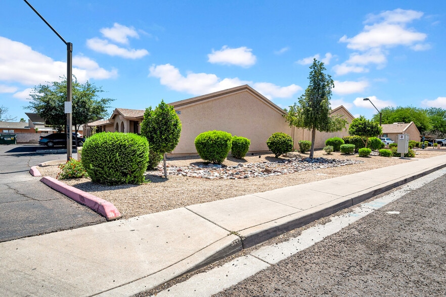 More Photos Of 3027-3045 E Grandview Rd, Phoenix Apartments For Sale