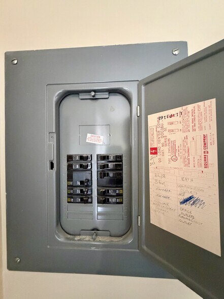 More Photos Of 433 US Route 1, York Medical For Sale