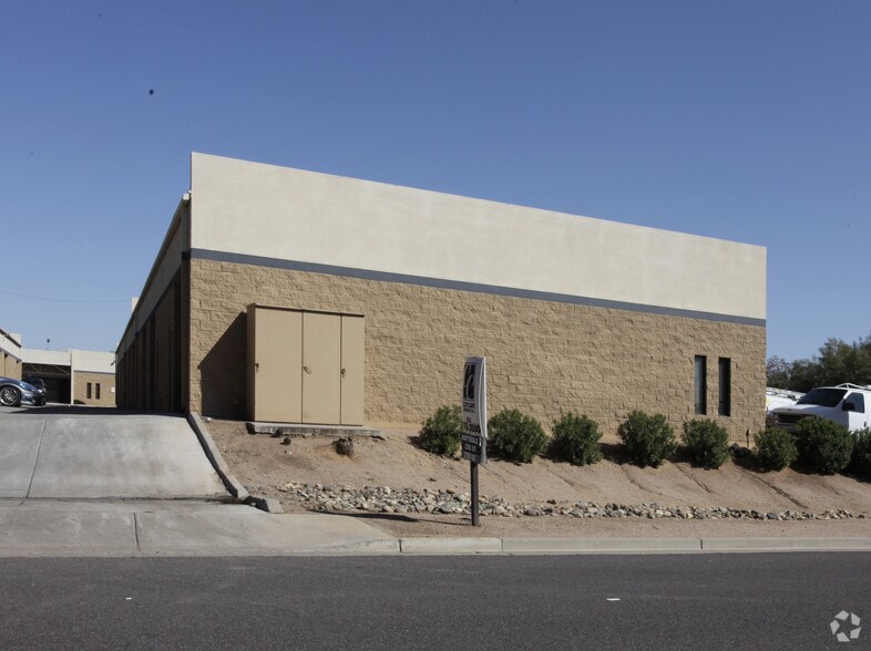More Photos Of 1201 N 54th Ave, Phoenix Manufacturing For Lease