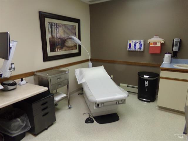 More Photos Of 222 Southway Ave, Lewiston Loft Creative Space For Lease